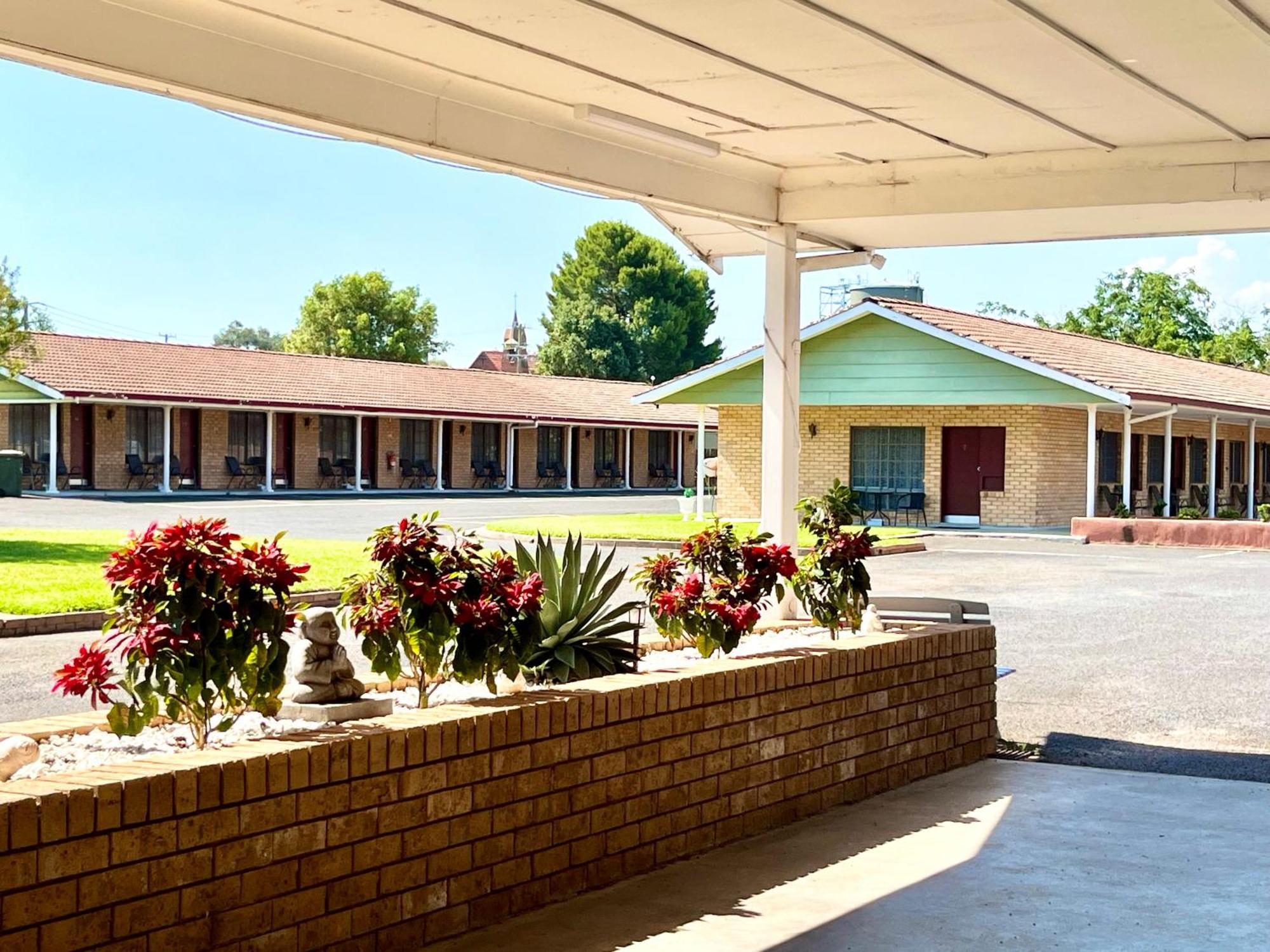 Gilgandra Motel Exterior foto